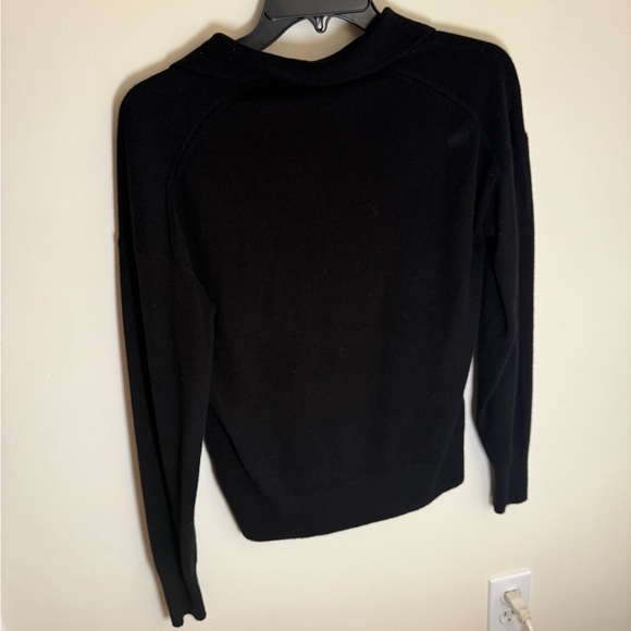 Everlane Classic Black cashmere Top - Picture 5 of 5